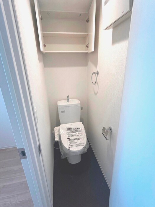 物件内観写真8　(トイレ)