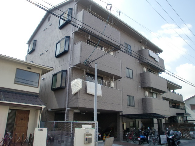 レジスコート今津中