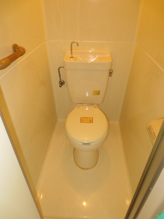 物件内観写真9　(トイレ)