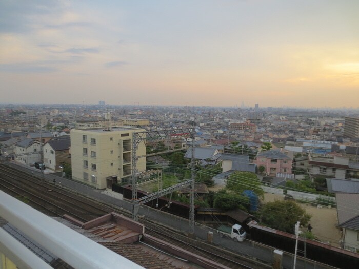 物件内観写真15　(室内からの展望)