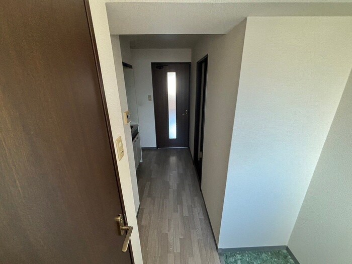 物件内観写真15　(廊下)