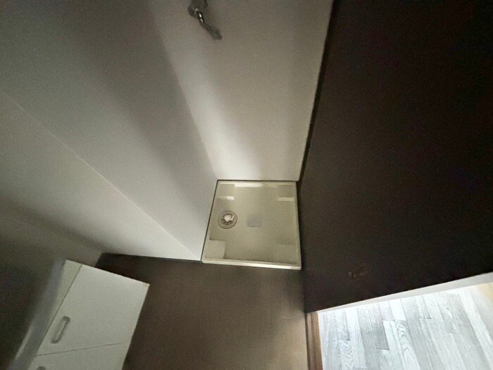 物件内観写真17　(洗濯機置場)