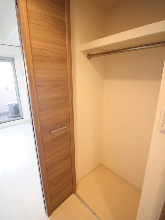 物件内観写真11　(収納)