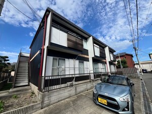 ハイツ荘園外観写真