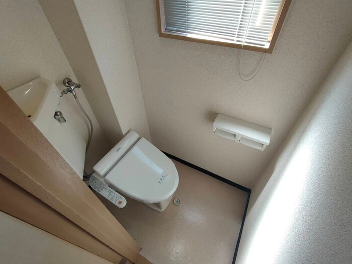 物件内観写真16　(トイレ)