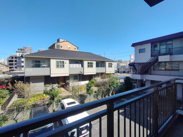 物件内観写真19　(室内からの展望)