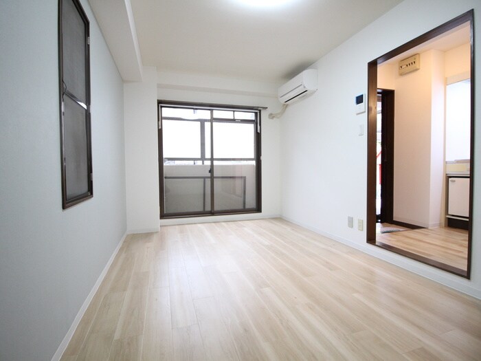 物件内観写真9　(居室)