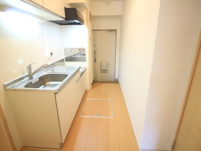 物件内観写真9　(廊下)