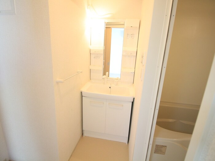 物件内観写真10　(洗面)