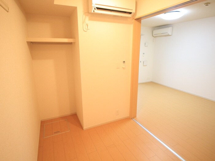 物件内観写真14　(居室)