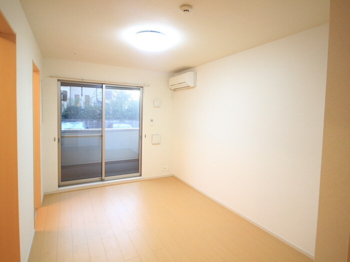 物件内観写真15　(居室)