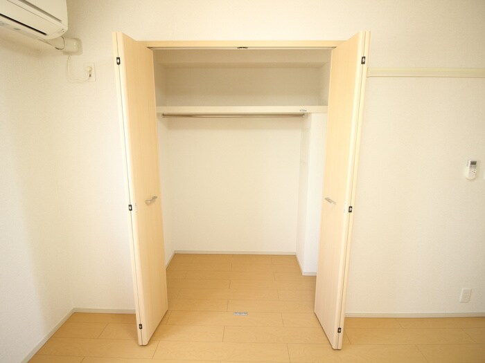 物件内観写真15　(収納)