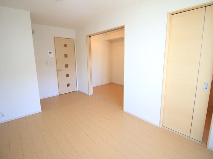 物件内観写真18　(居室)