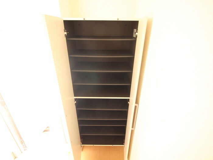 物件内観写真20　(靴箱)