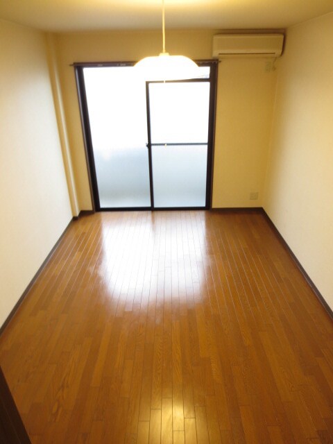 物件内観写真11　(居室)