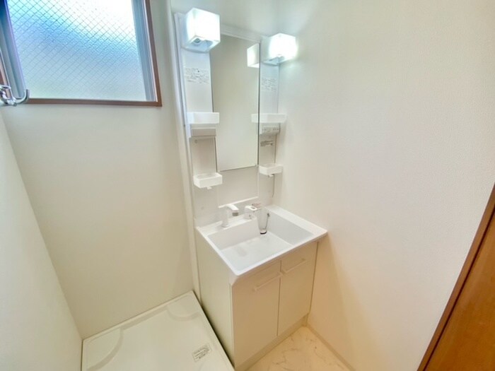 物件内観写真9　(洗面)