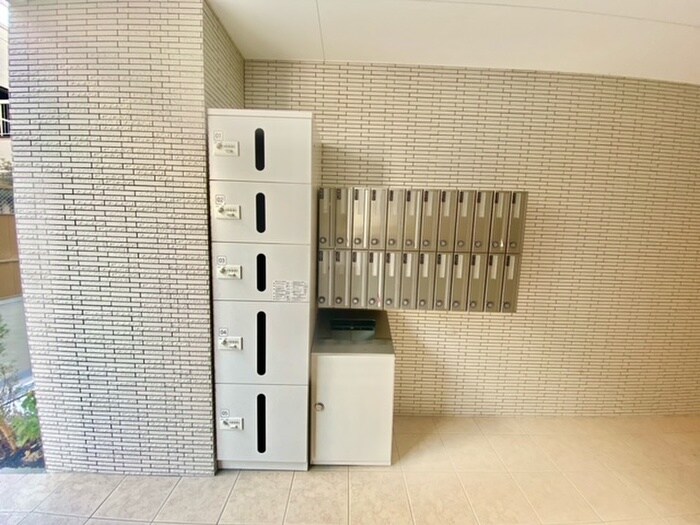 物件外観写真4　(建物設備)