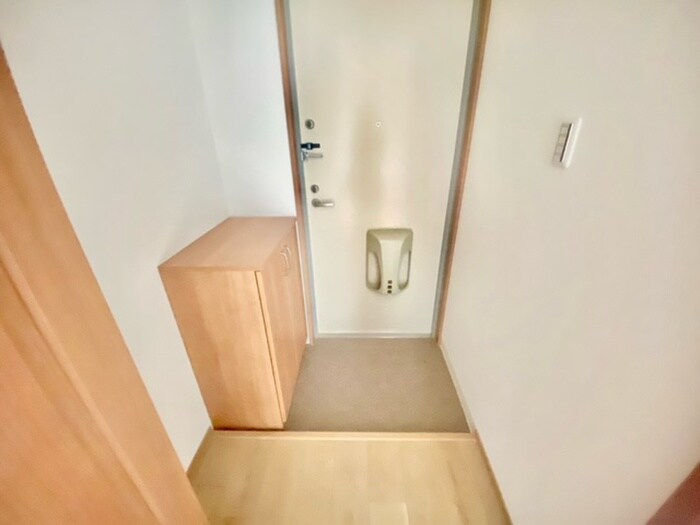 物件内観写真22　(玄関)