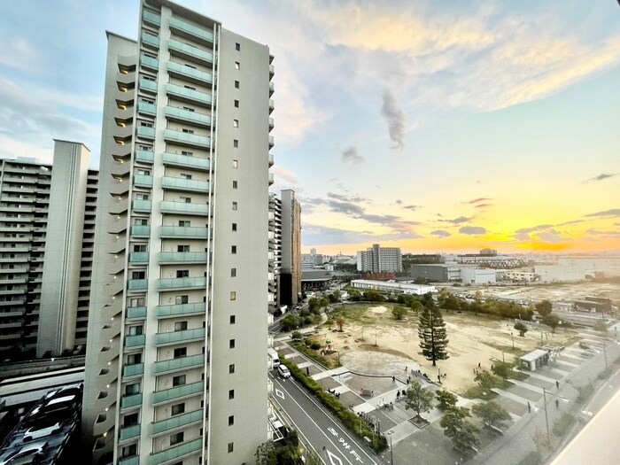 物件内観写真15　(室内からの展望)