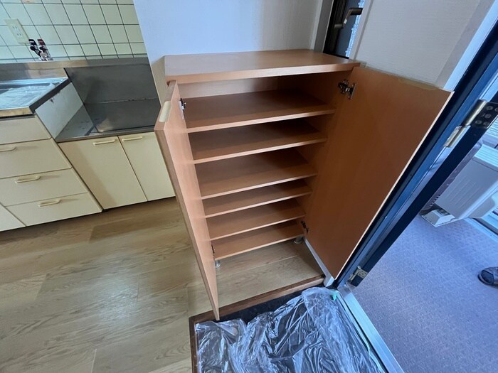 物件内観写真8　(靴箱)