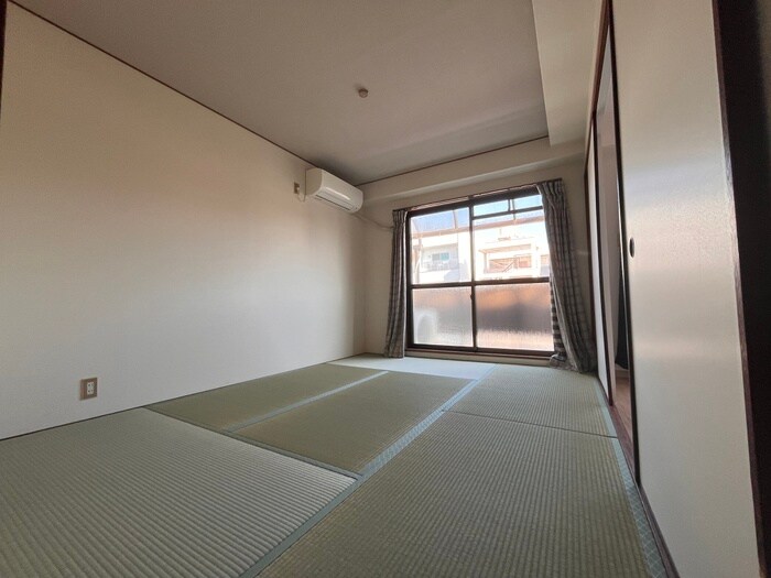 物件内観写真15　(居室)