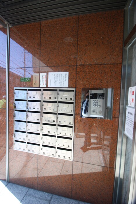 物件外観写真6　(建物設備)