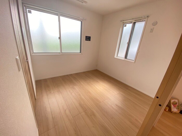 物件内観写真8　(居室)