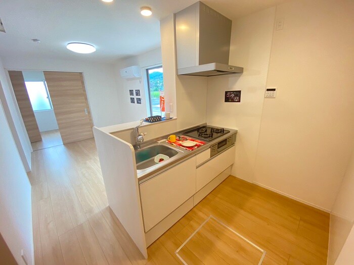 物件内観写真9　(キッチン)