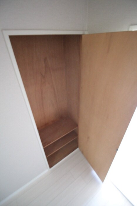 物件内観写真13　(収納)