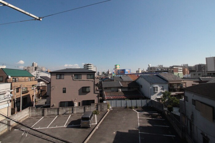 物件内観写真22　(室内からの展望)