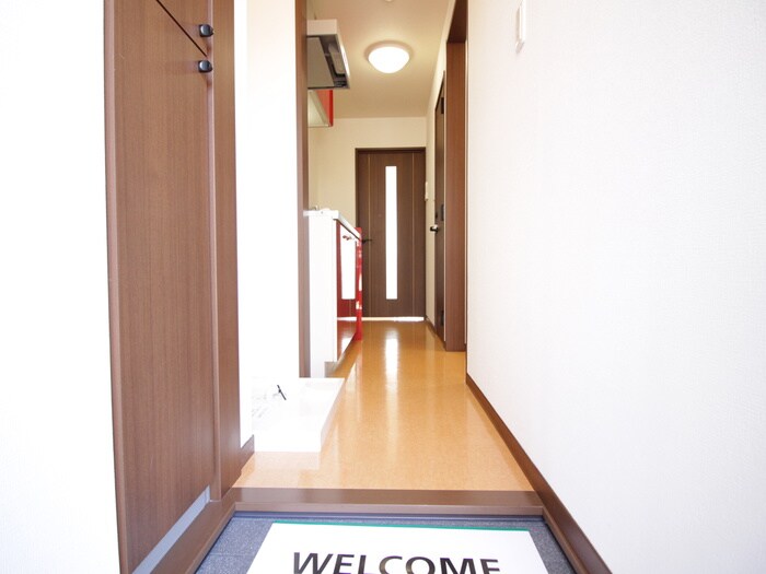 物件内観写真19　(玄関)