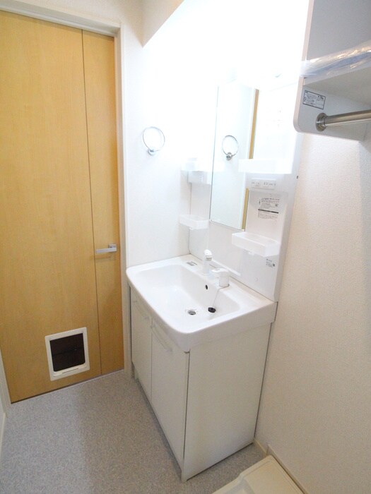 物件内観写真15　(洗面)