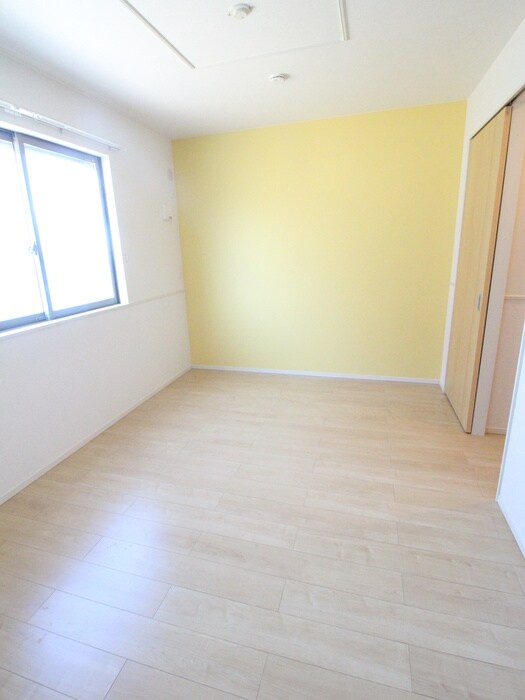 物件内観写真18　(居室)