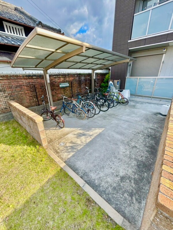 駐輪場
