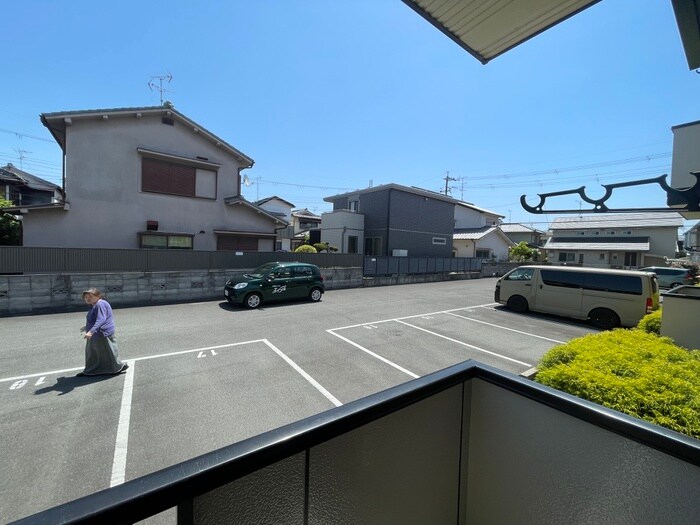 物件内観写真17　(室内からの展望)