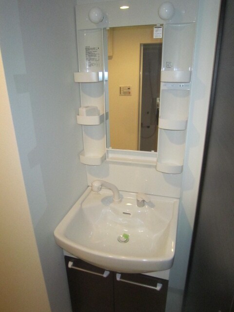 物件内観写真12　(洗面)