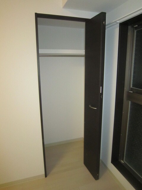 物件内観写真15　(収納)