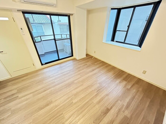 物件内観写真9　(居室)