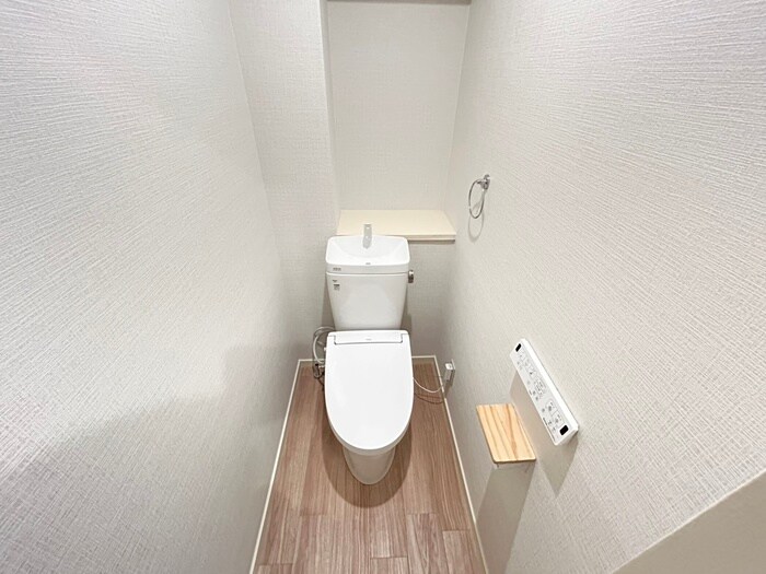 物件内観写真15　(トイレ)