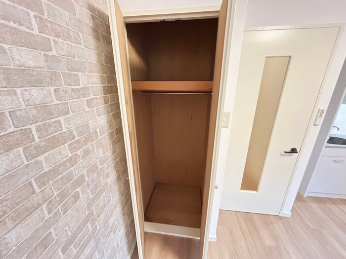 物件内観写真16　(収納)