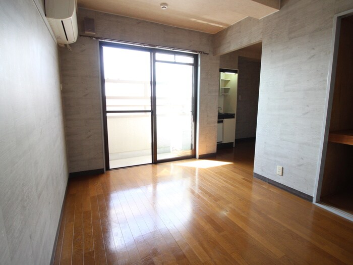 物件内観写真10　(内観写真)