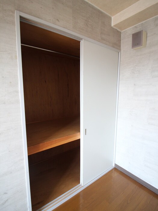 物件内観写真11　(収納)