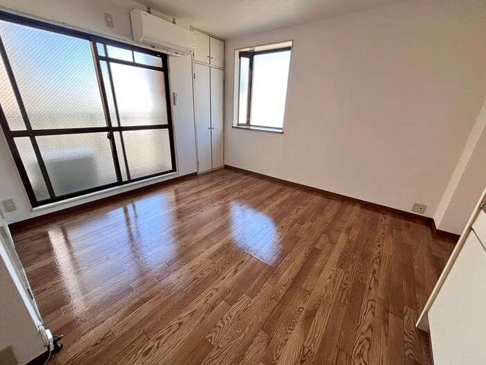 物件内観写真7　(居室)