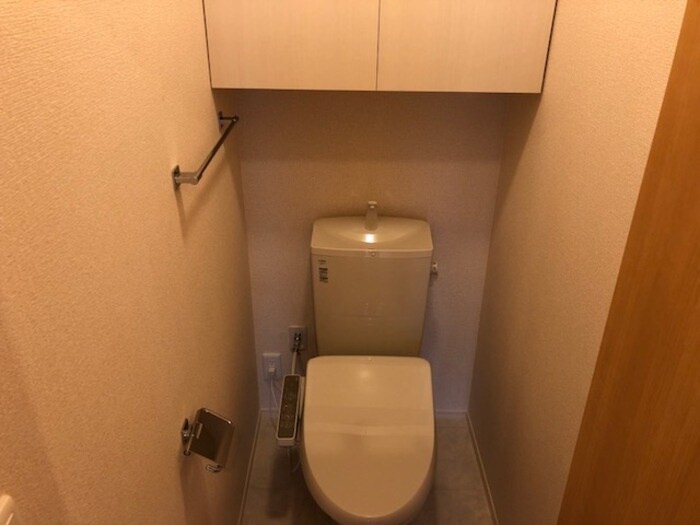 物件内観写真11　(トイレ)