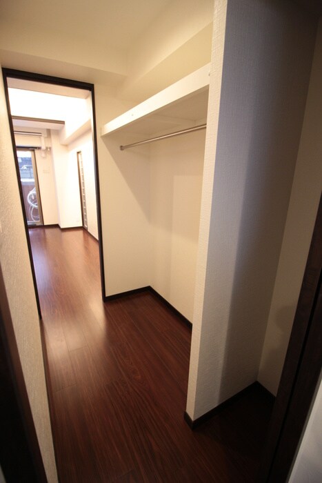 物件内観写真11　(収納)