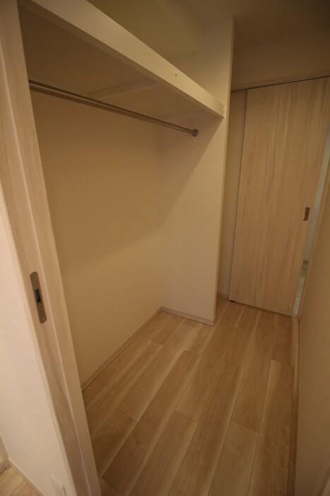 物件内観写真13　(収納)