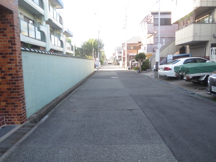 物件外観写真4　(周辺環境)