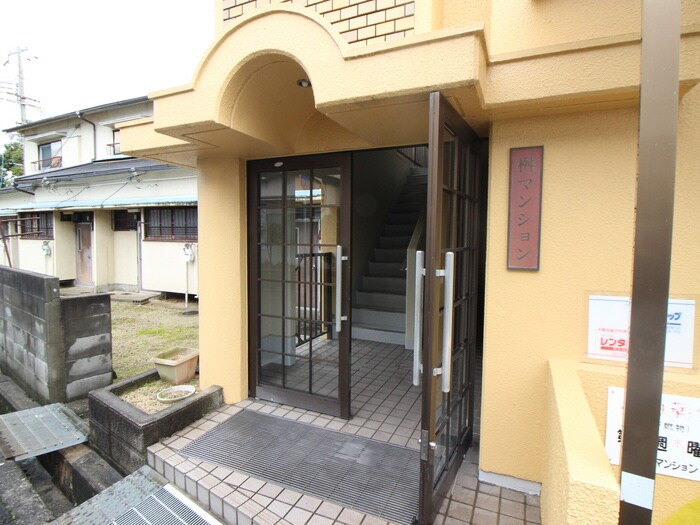 物件外観写真6　(エントランス部分)
