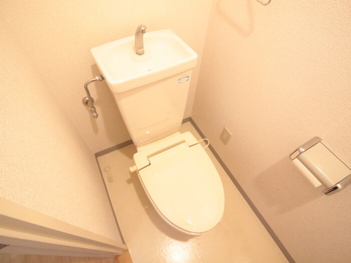 物件内観写真14　(トイレ)