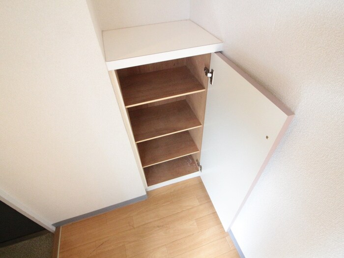 物件内観写真17　(靴箱)